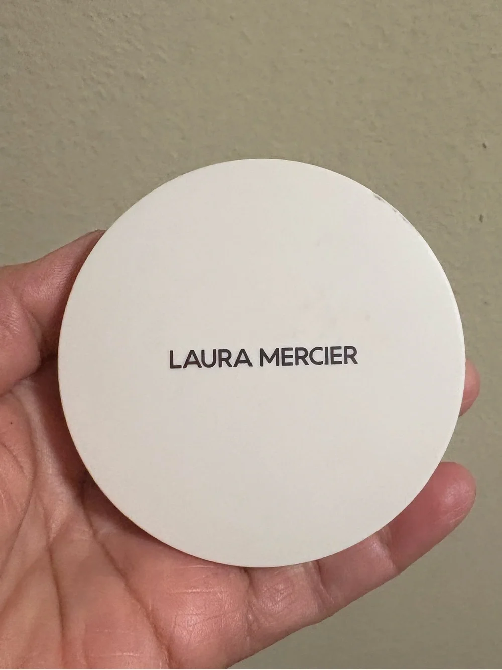 Laura Mercier Translucent Pressed Setting Powder -I used it once.